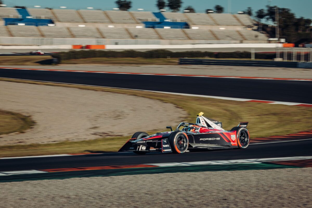 Formula E test Valencia